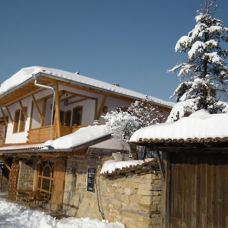 ארבאנאסי Hotel Pri Chakara מראה חיצוני תמונה