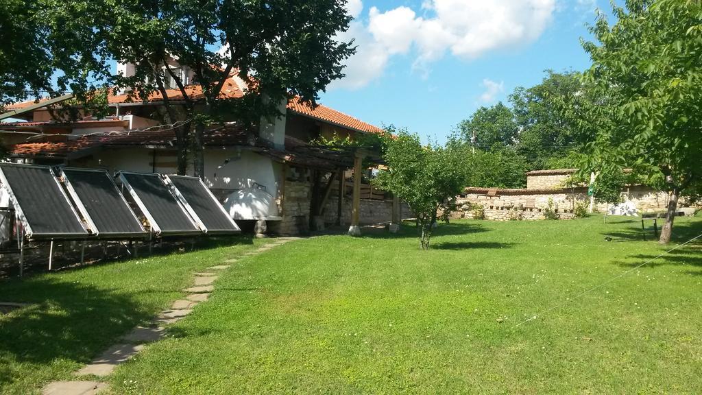 ארבאנאסי Hotel Pri Chakara מראה חיצוני תמונה
