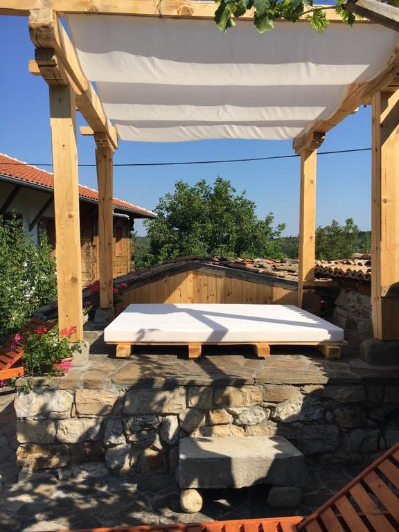 ארבאנאסי Hotel Pri Chakara מראה חיצוני תמונה