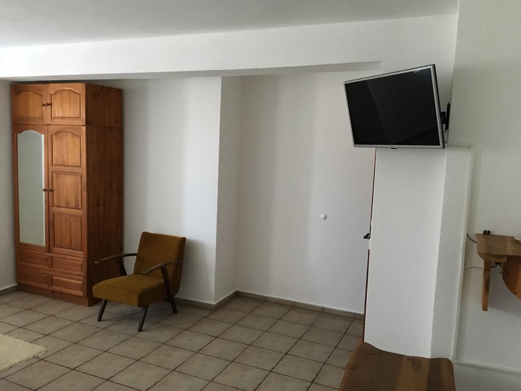 ארבאנאסי Hotel Pri Chakara מראה חיצוני תמונה