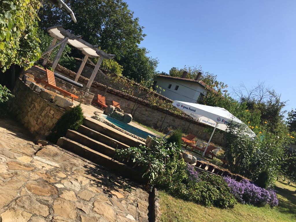 ארבאנאסי Hotel Pri Chakara מראה חיצוני תמונה