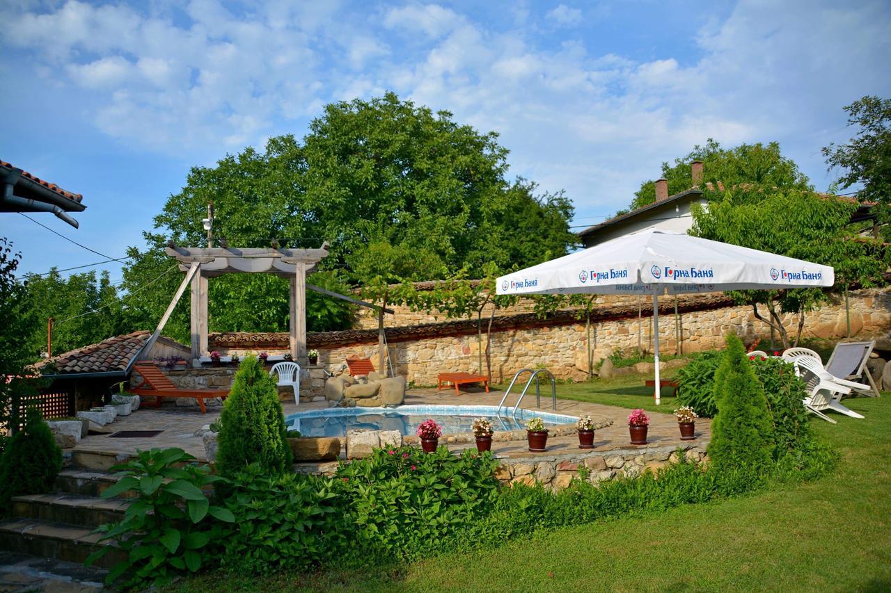 ארבאנאסי Hotel Pri Chakara מראה חיצוני תמונה