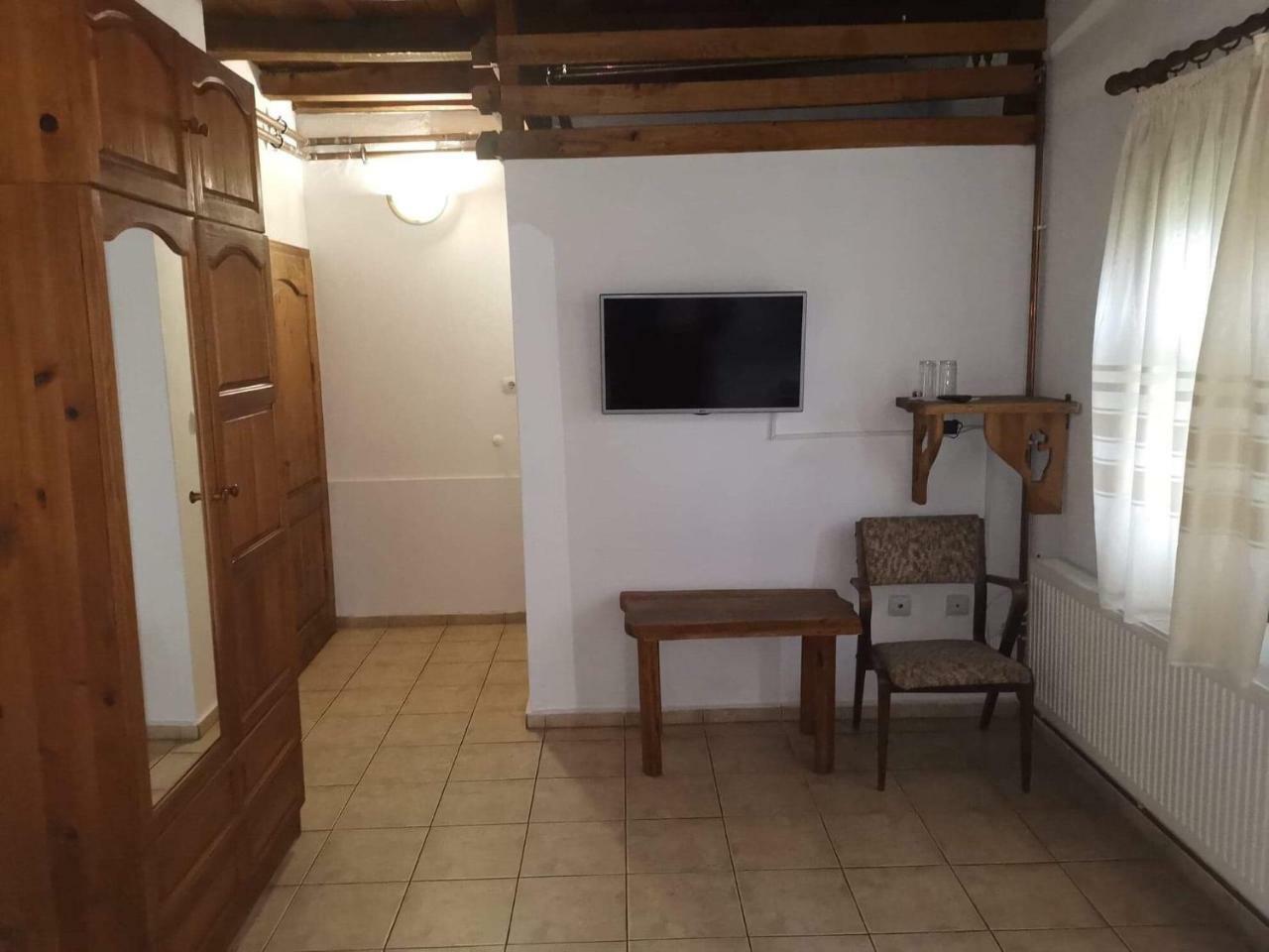 ארבאנאסי Hotel Pri Chakara מראה חיצוני תמונה